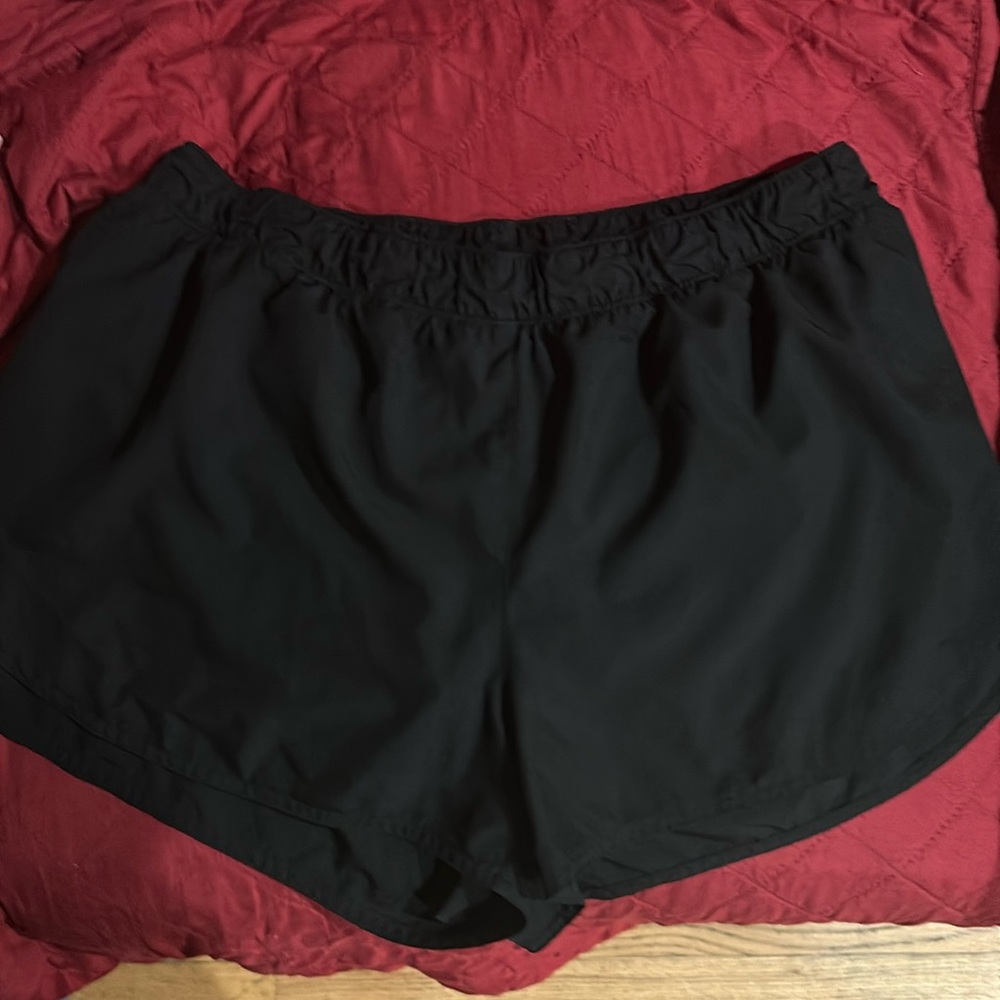 black old navy shorts.